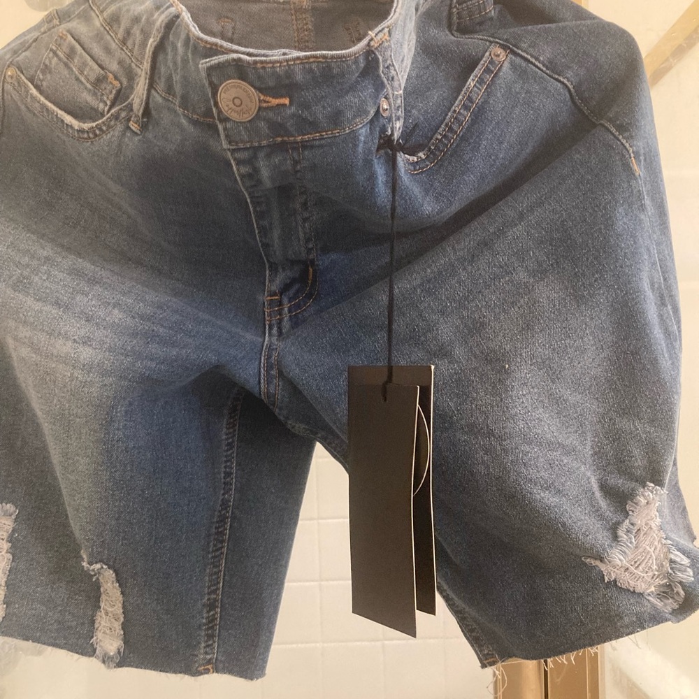 New Bermuda shorts